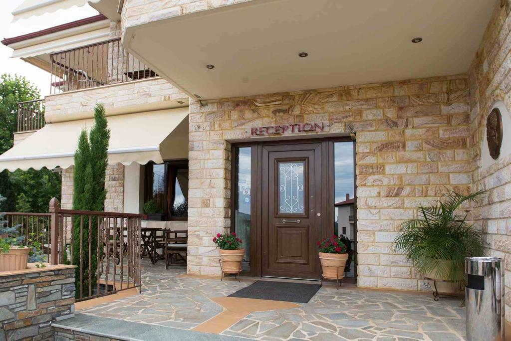 Hotel Philippion Káto Loutrákion Exterior foto
